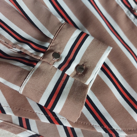 Silky striped button down blouse - Picture 3 of 6